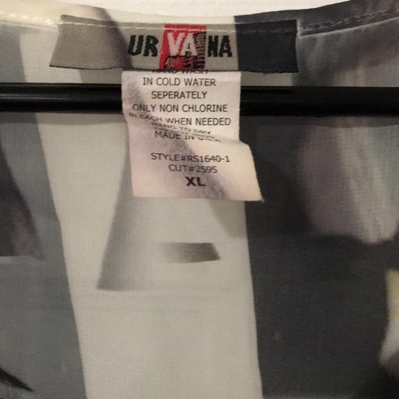 Top - Picture 2 of 3